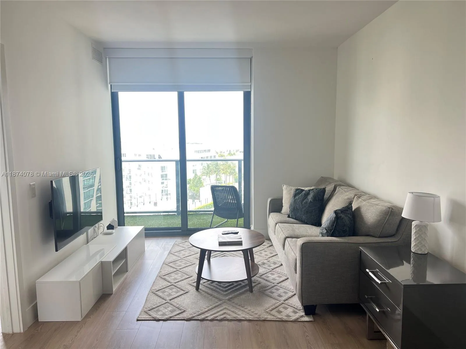 501 NE 31st St, #1202