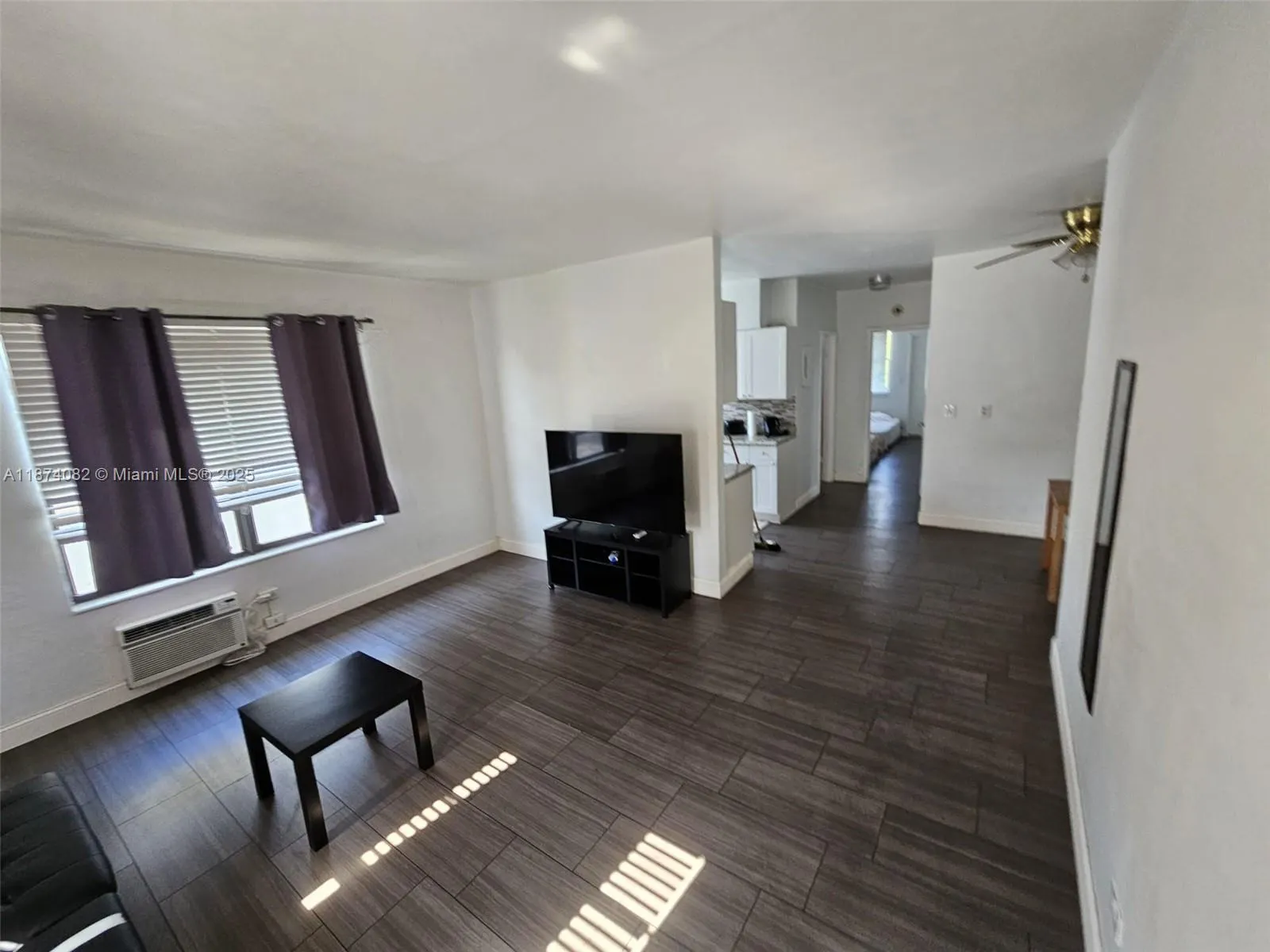 7320 Carlyle Ave, #4