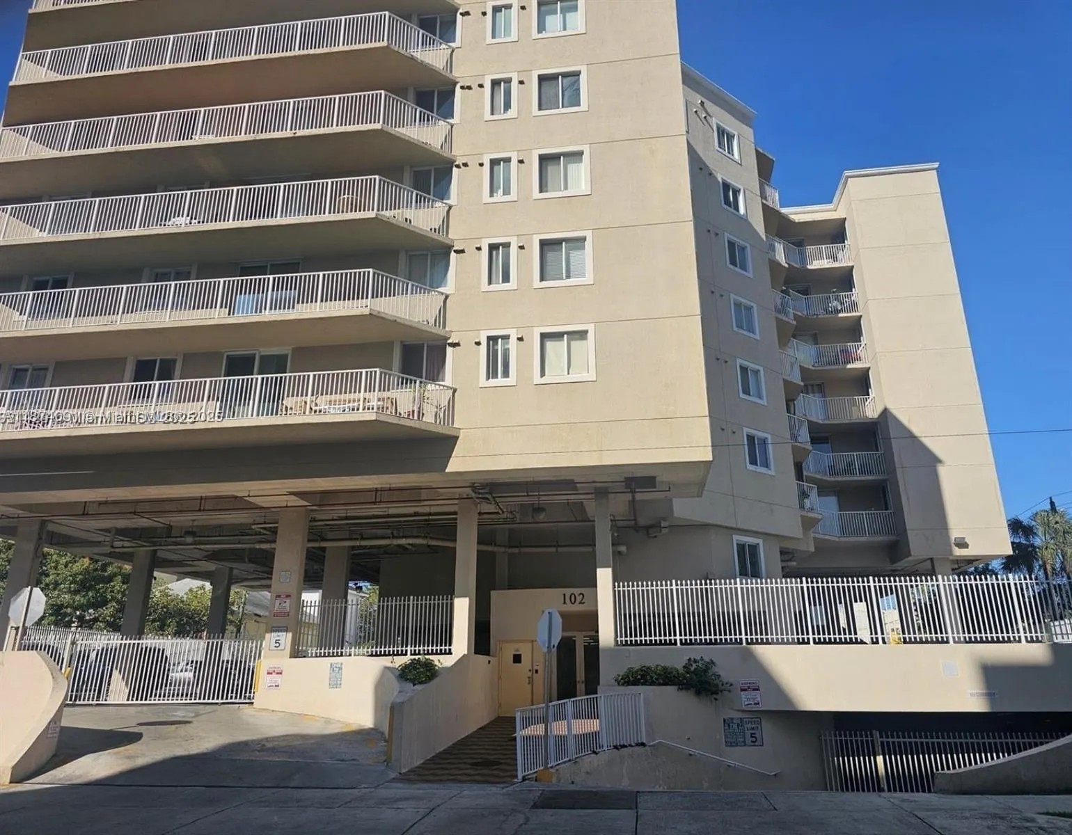 102 SW 6th Ave, #205