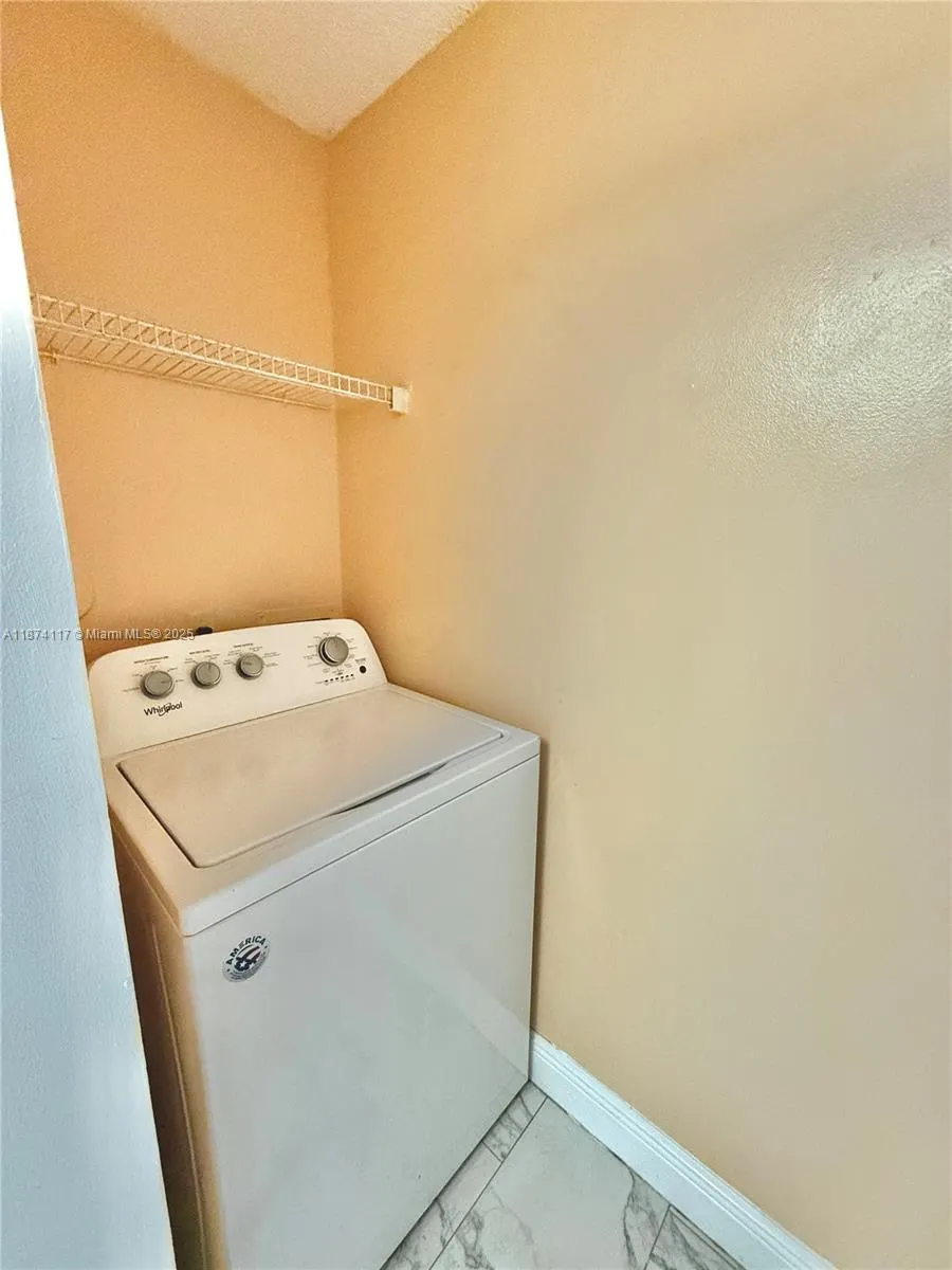 2015 SE 10th Ave, #127