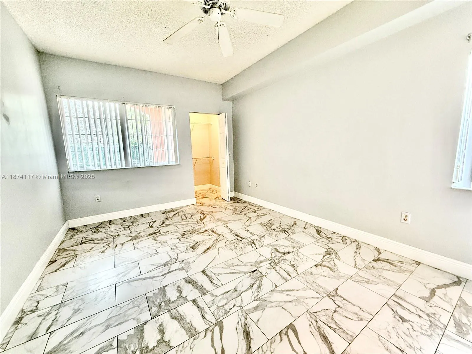 2015 SE 10th Ave, #127
