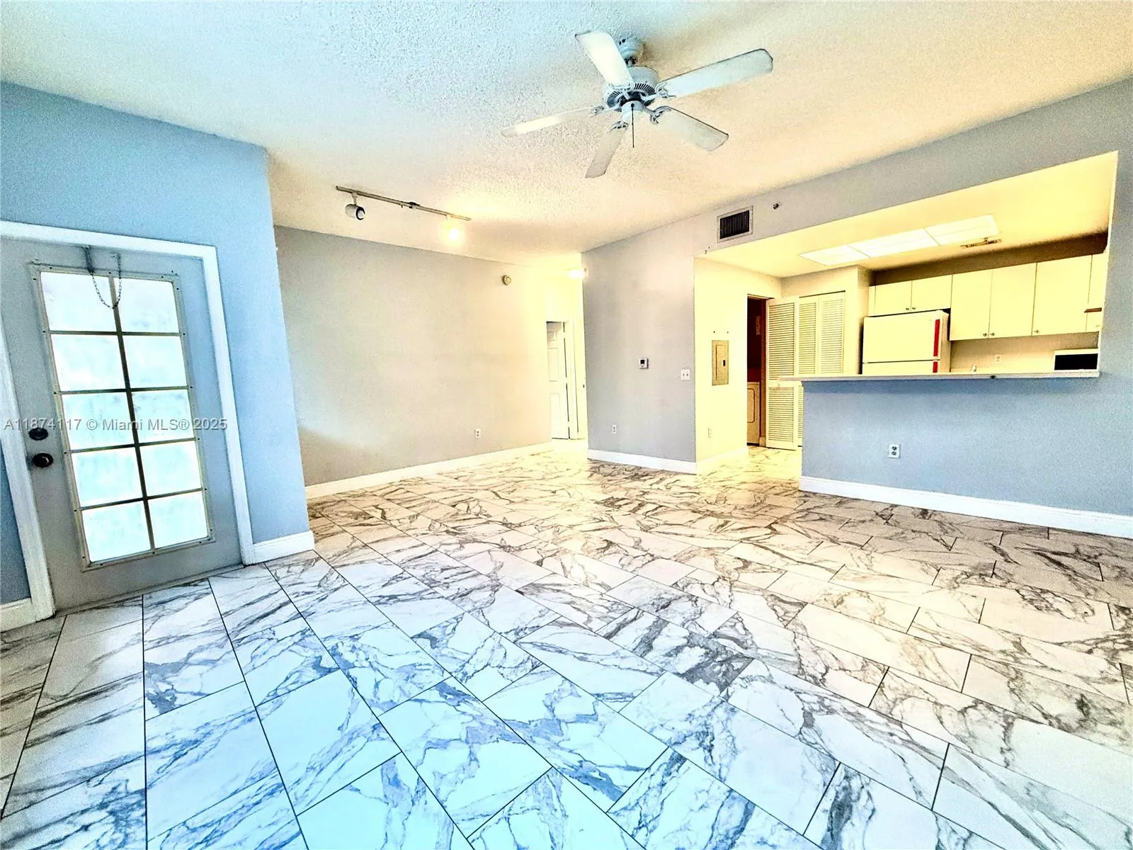 2015 SE 10th Ave, #127