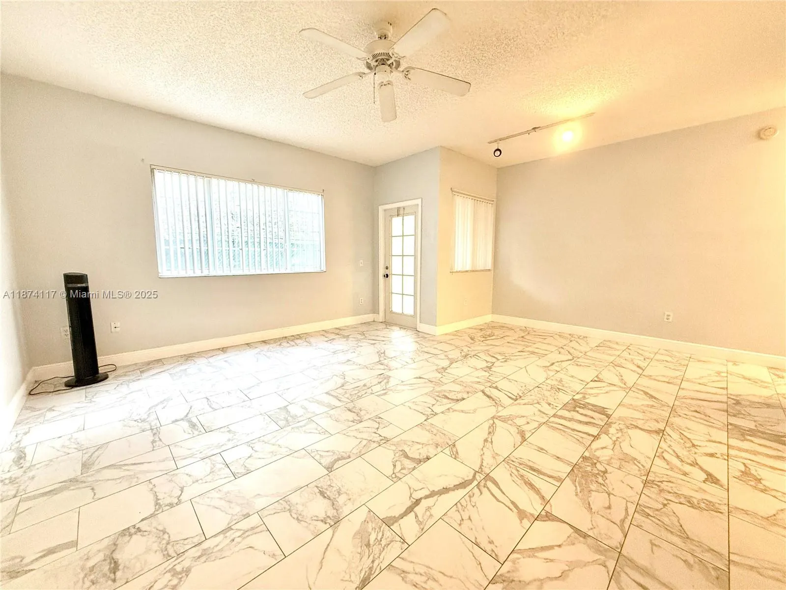 2015 SE 10th Ave, #127