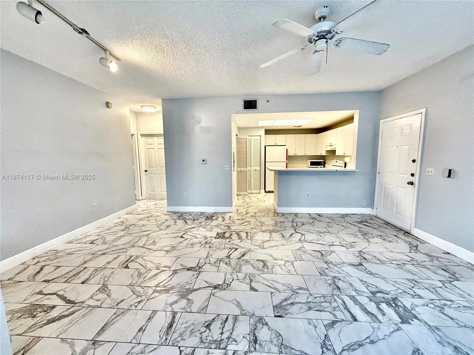 2015 SE 10th Ave, #127
