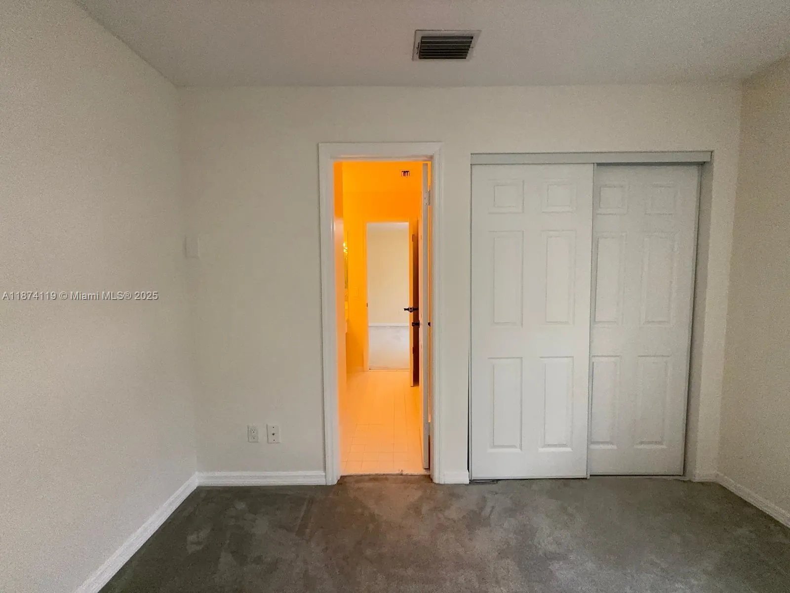 30 Windsor Ln