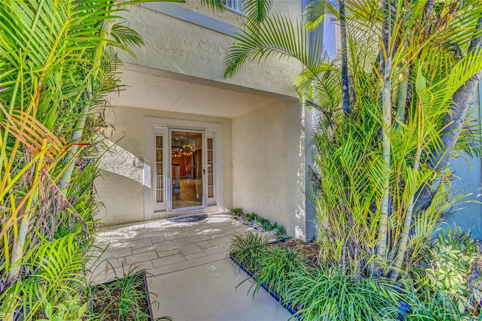30 Windsor Ln