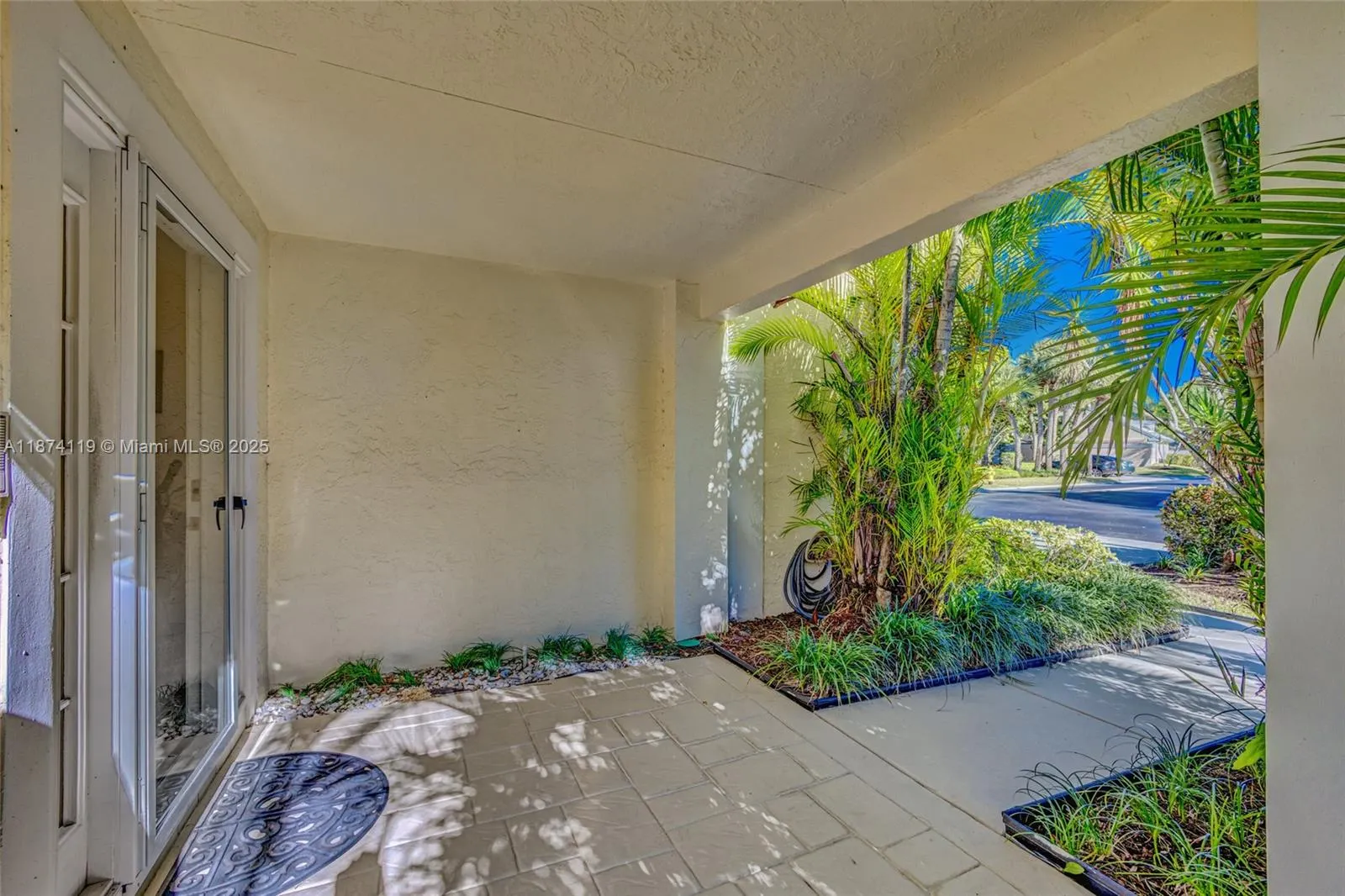 30 Windsor Ln