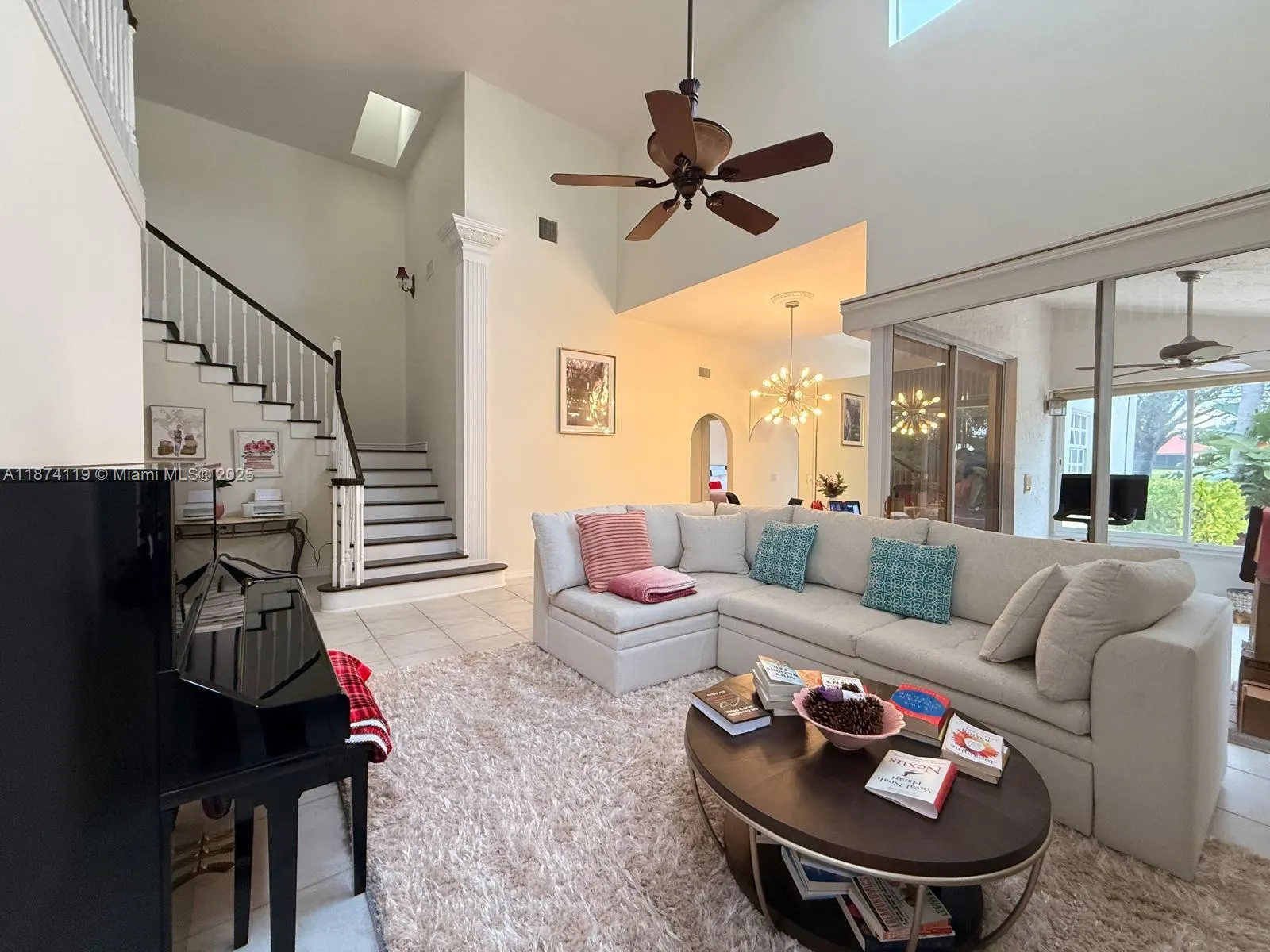 30 Windsor Ln