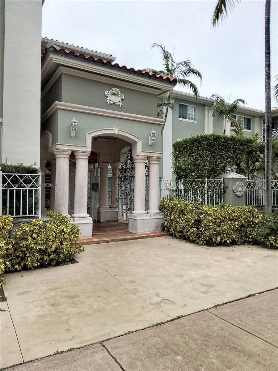 45 Antilla Ave, #3K