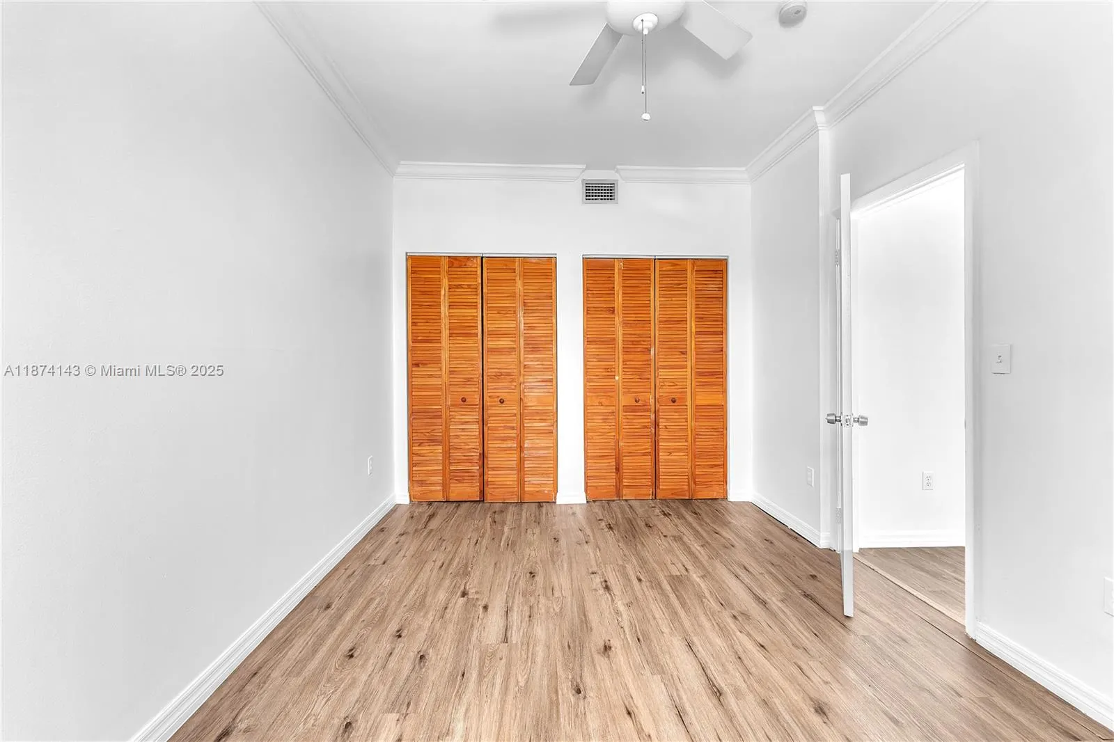 737 Jefferson Ave, #305