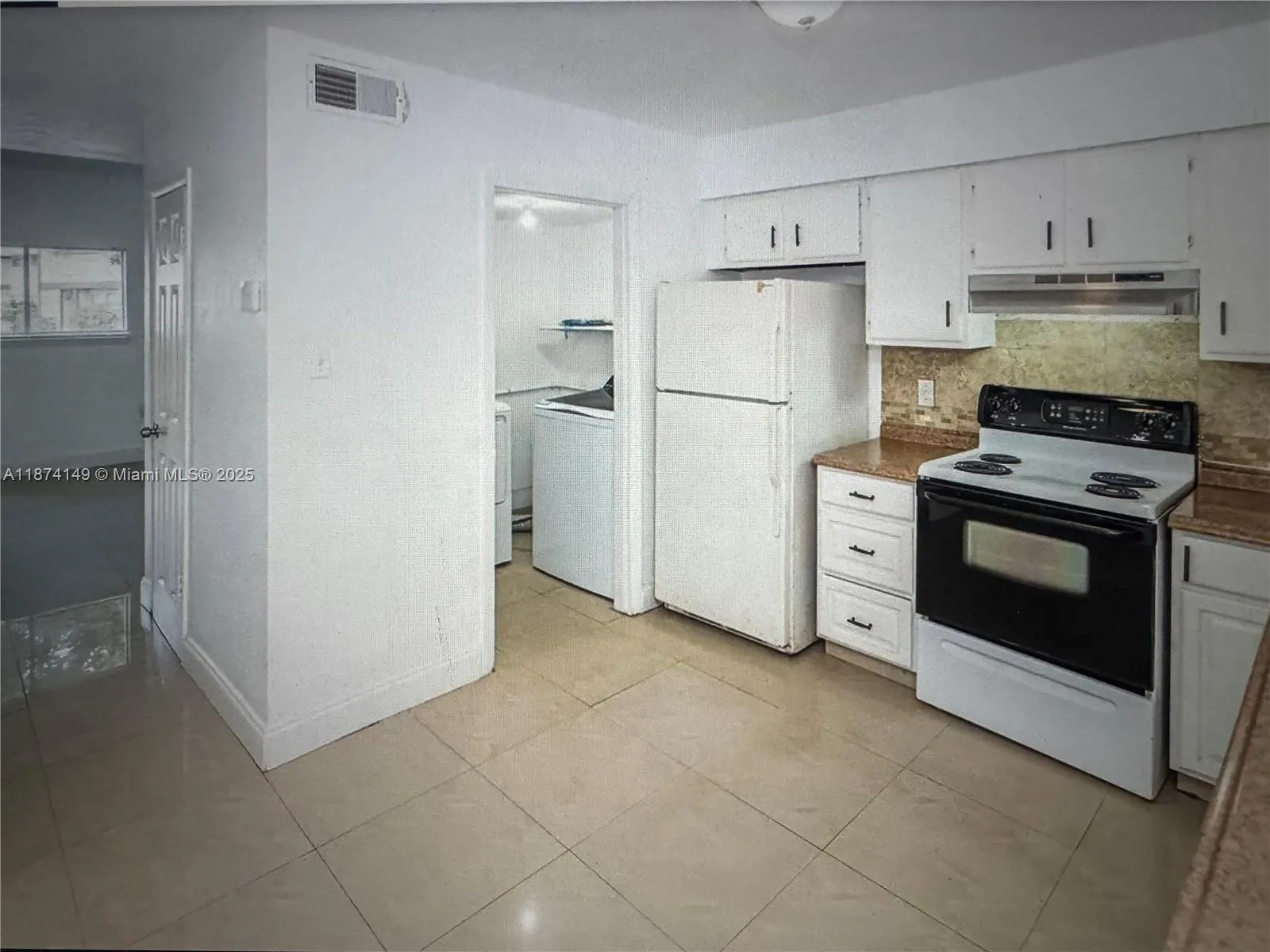 3984 Crayrich Circle, #C5