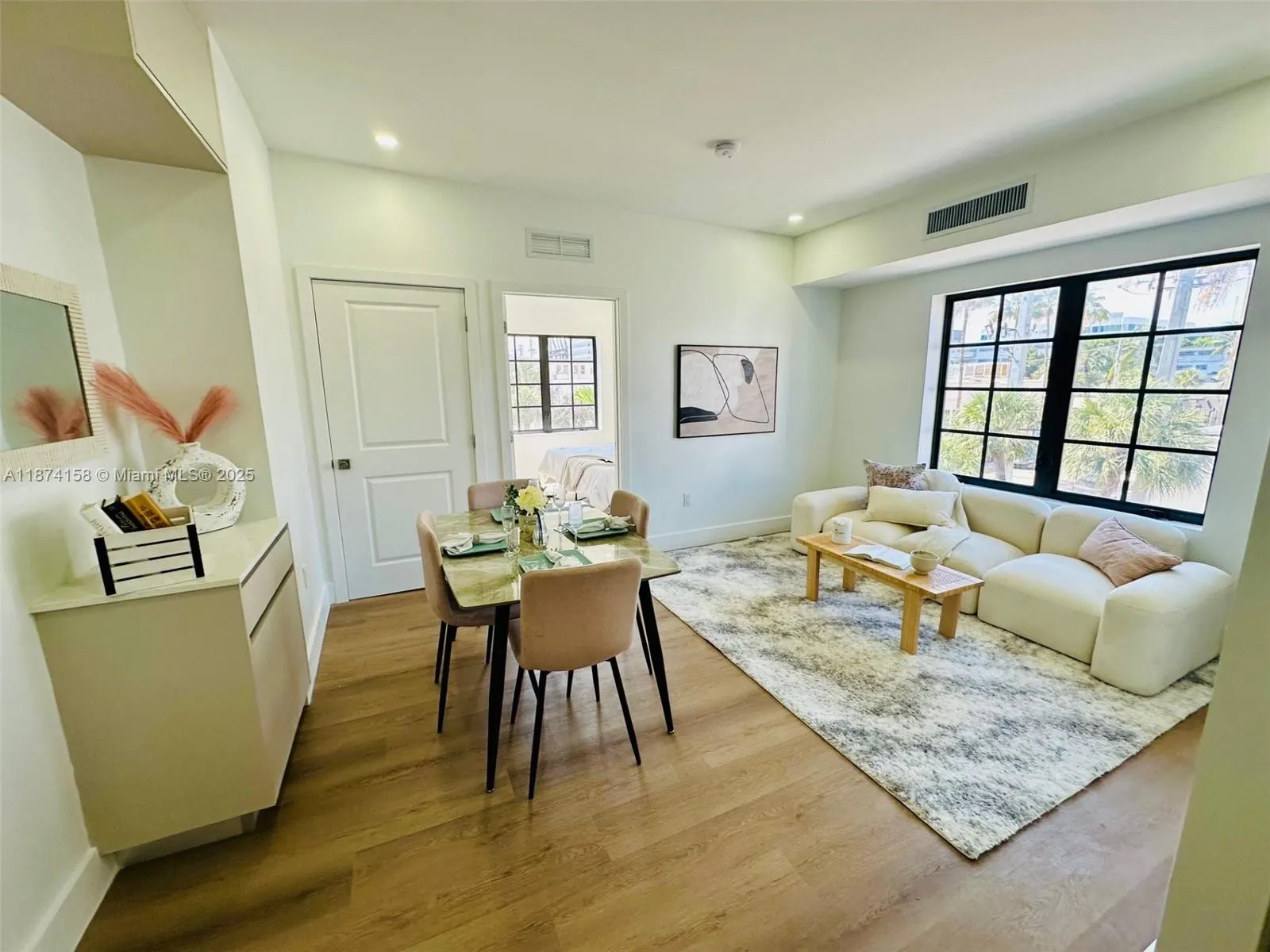 1619 Jefferson Ave, #103