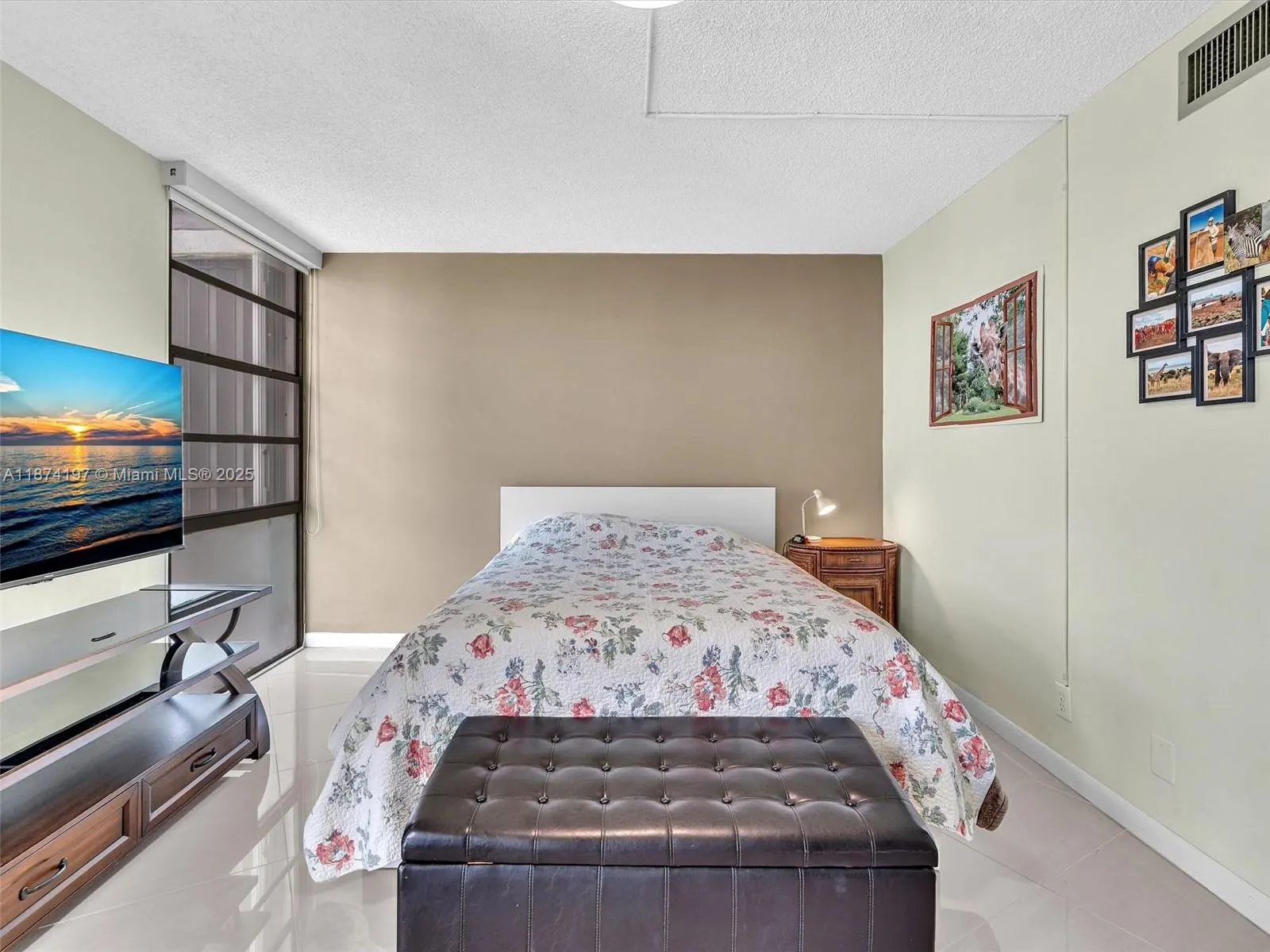 20400 W Country Club Dr, #605