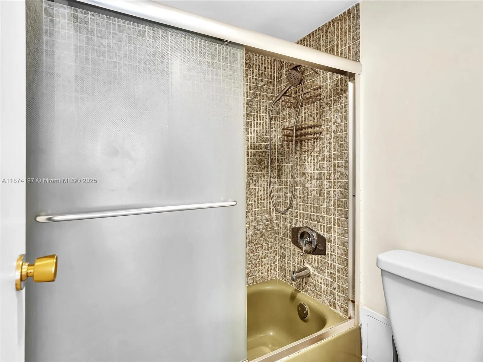 20400 W Country Club Dr, #605