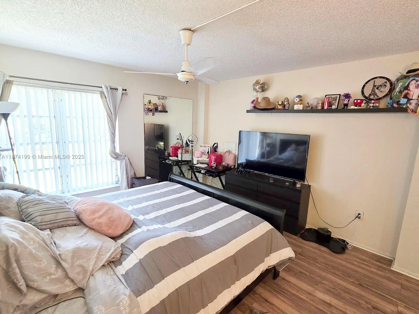 4160 Inverrary Dr, #112