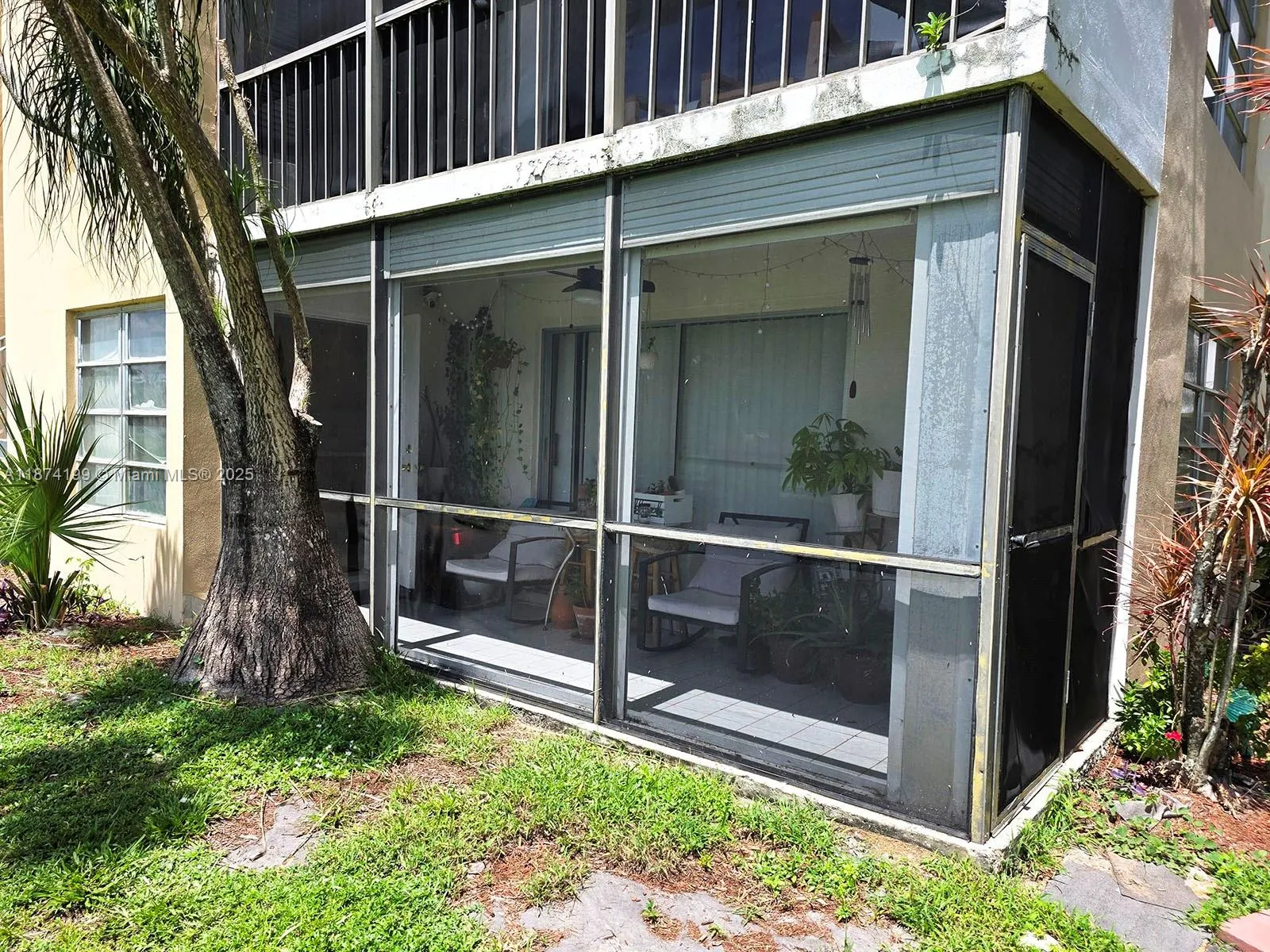 4160 Inverrary Dr, #112
