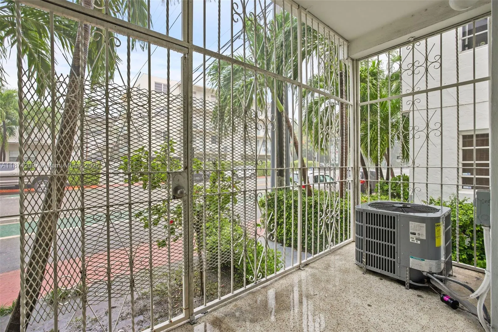 641 Espanola Way, #3