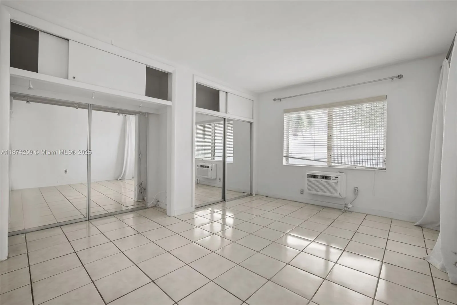 641 Espanola Way, #3