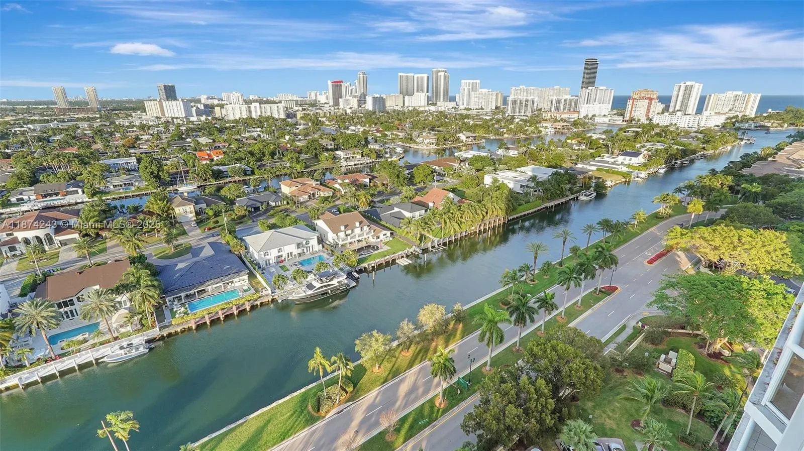 3598 Yacht Club Dr, #1901