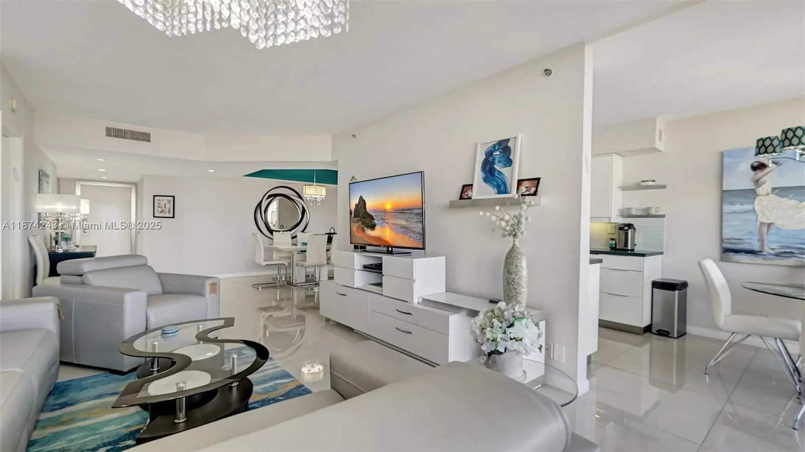 3598 Yacht Club Dr, #1901