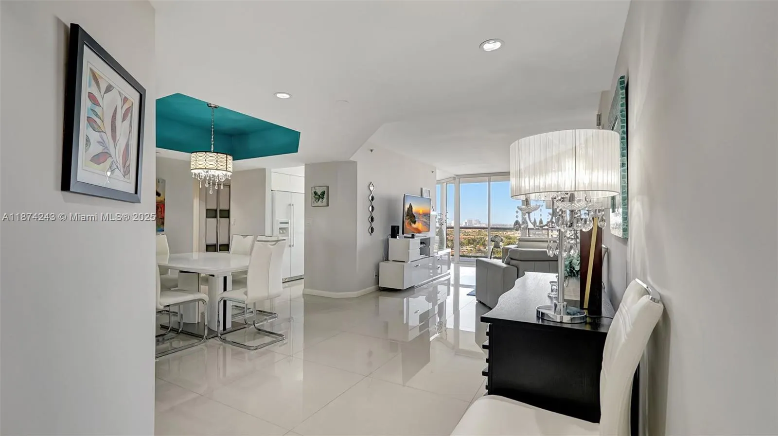 3598 Yacht Club Dr, #1901
