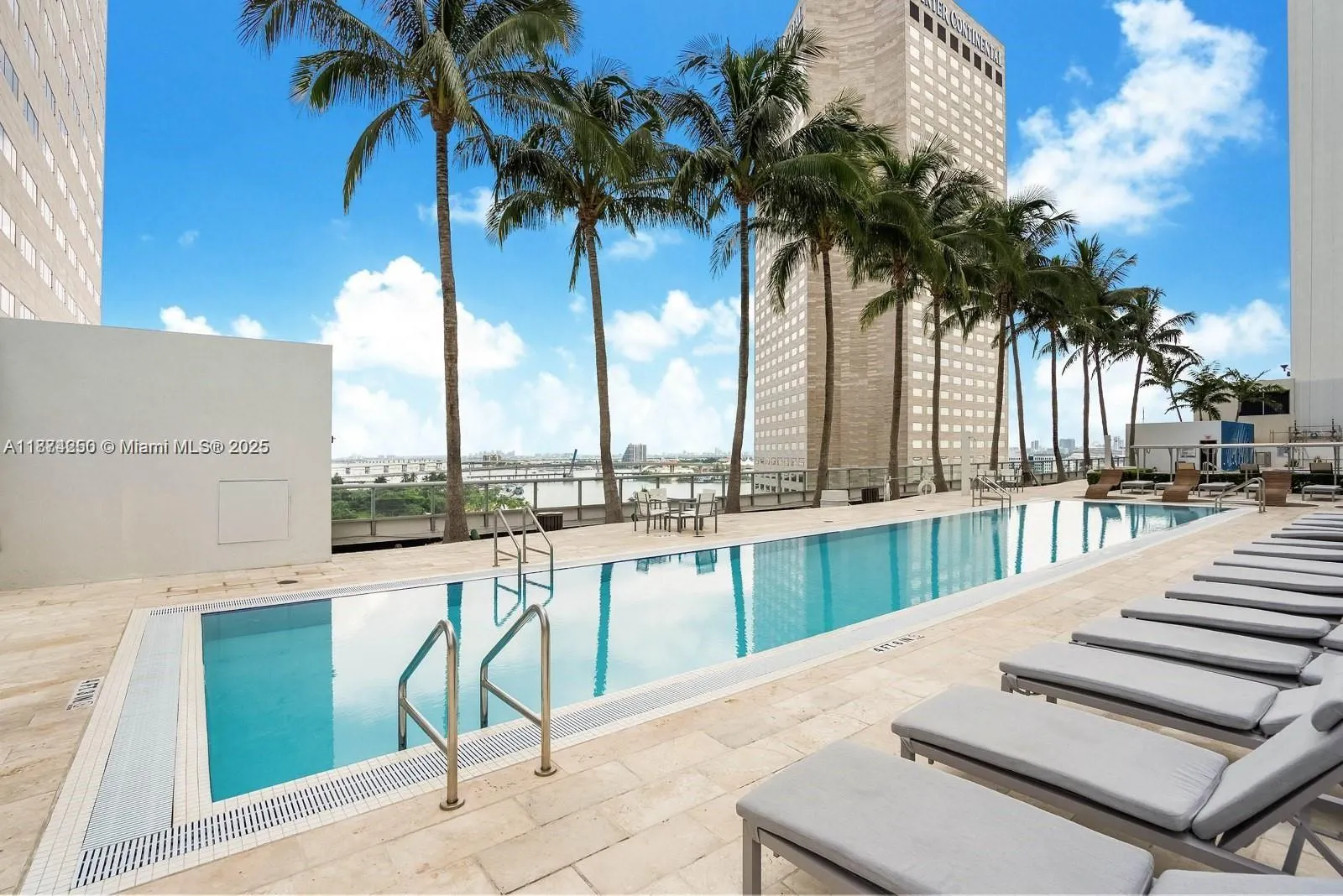 335 S Biscayne Blvd, #2704