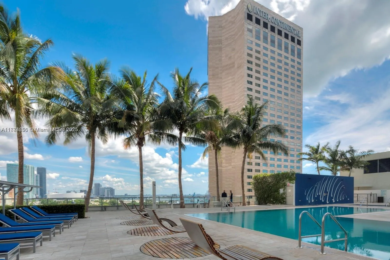 335 S Biscayne Blvd, #2704