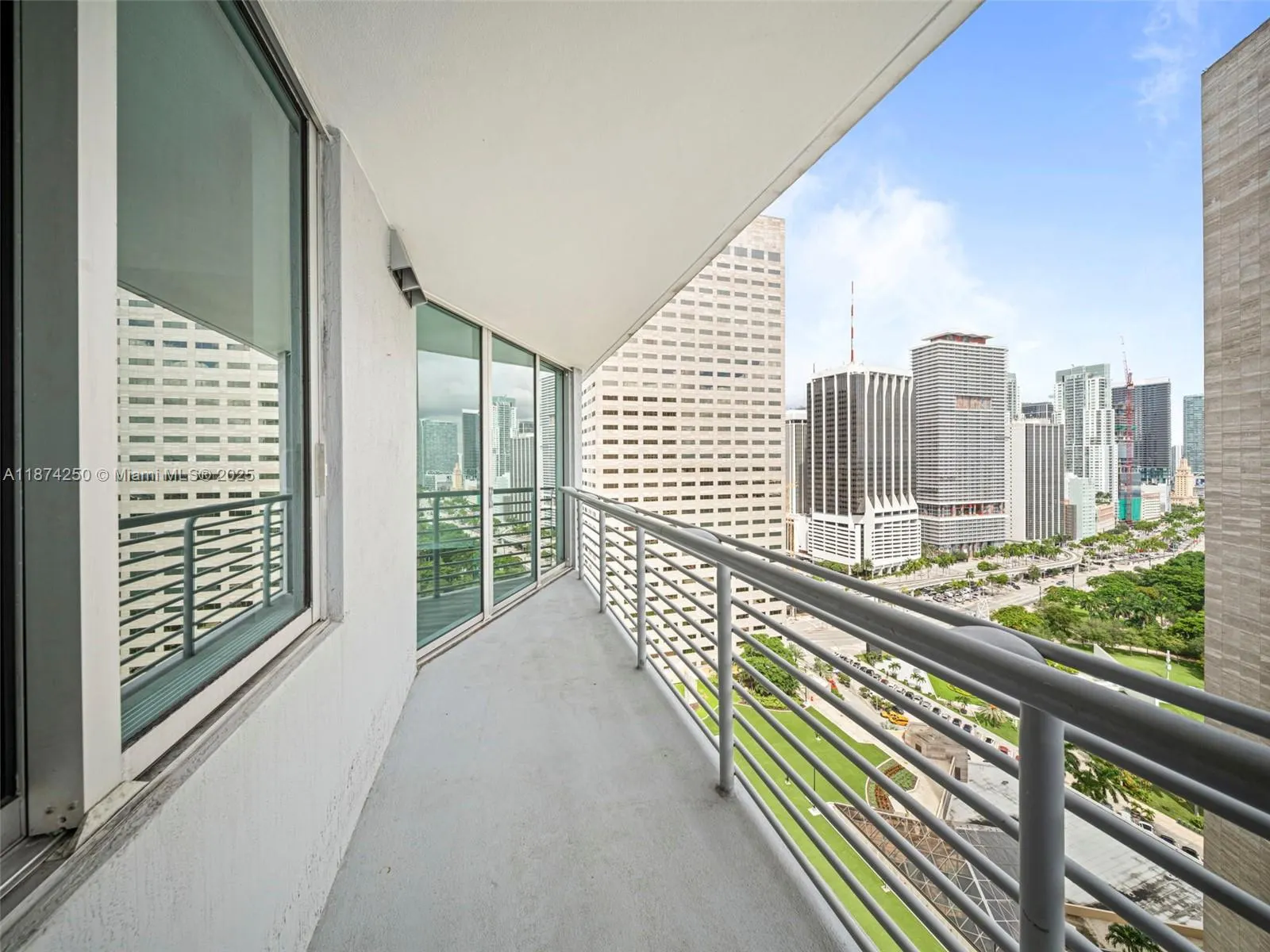 335 S Biscayne Blvd, #2704