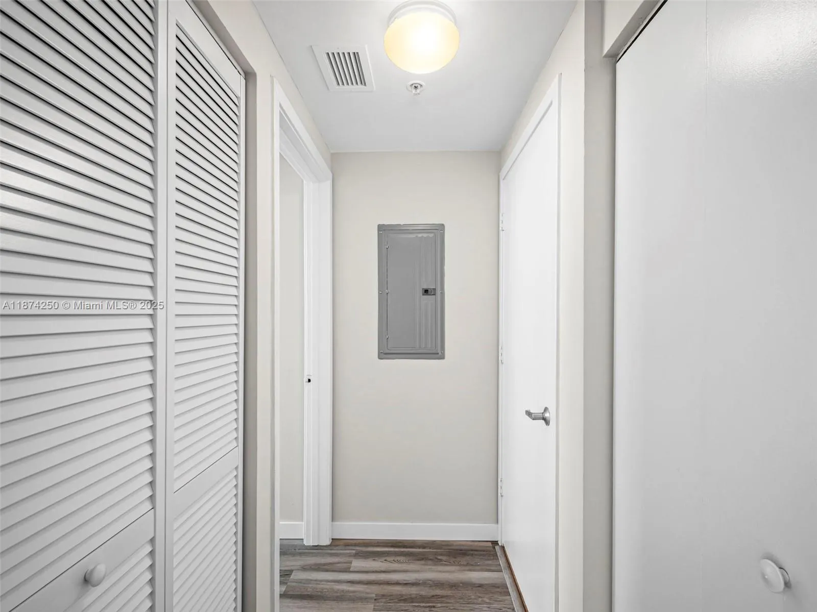 335 S Biscayne Blvd, #2704