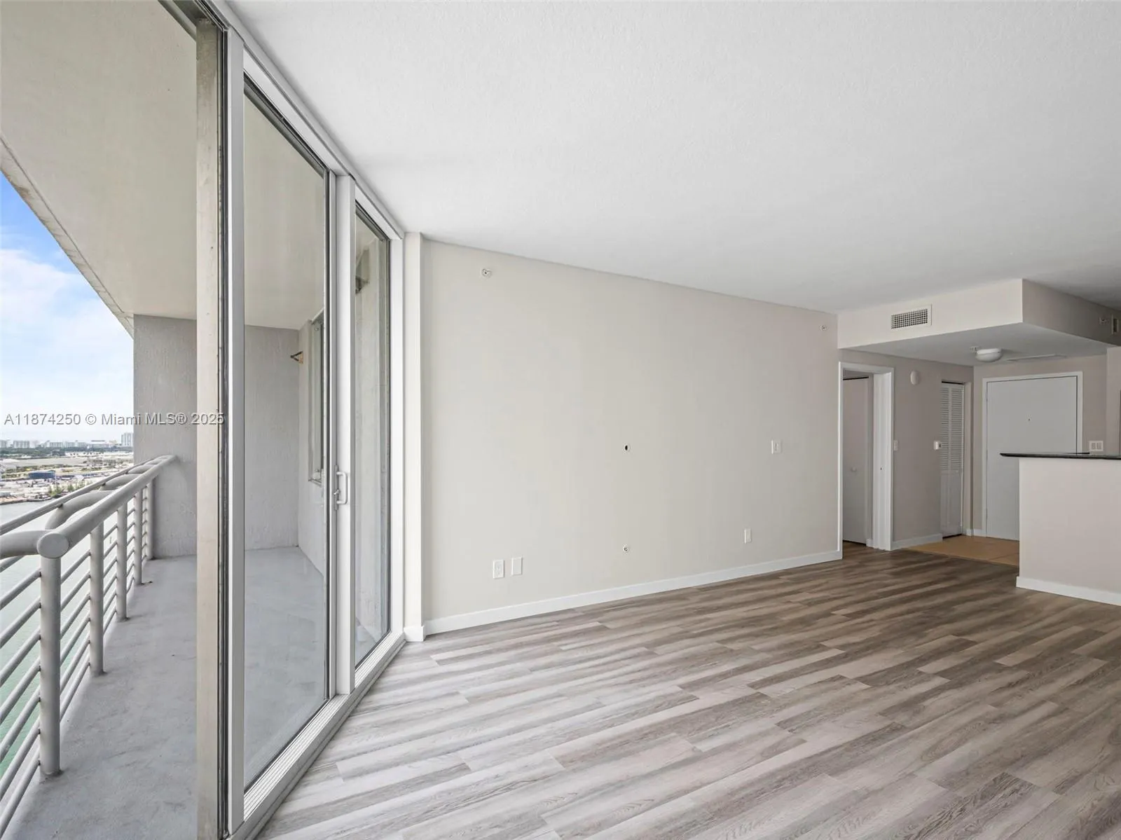335 S Biscayne Blvd, #2704