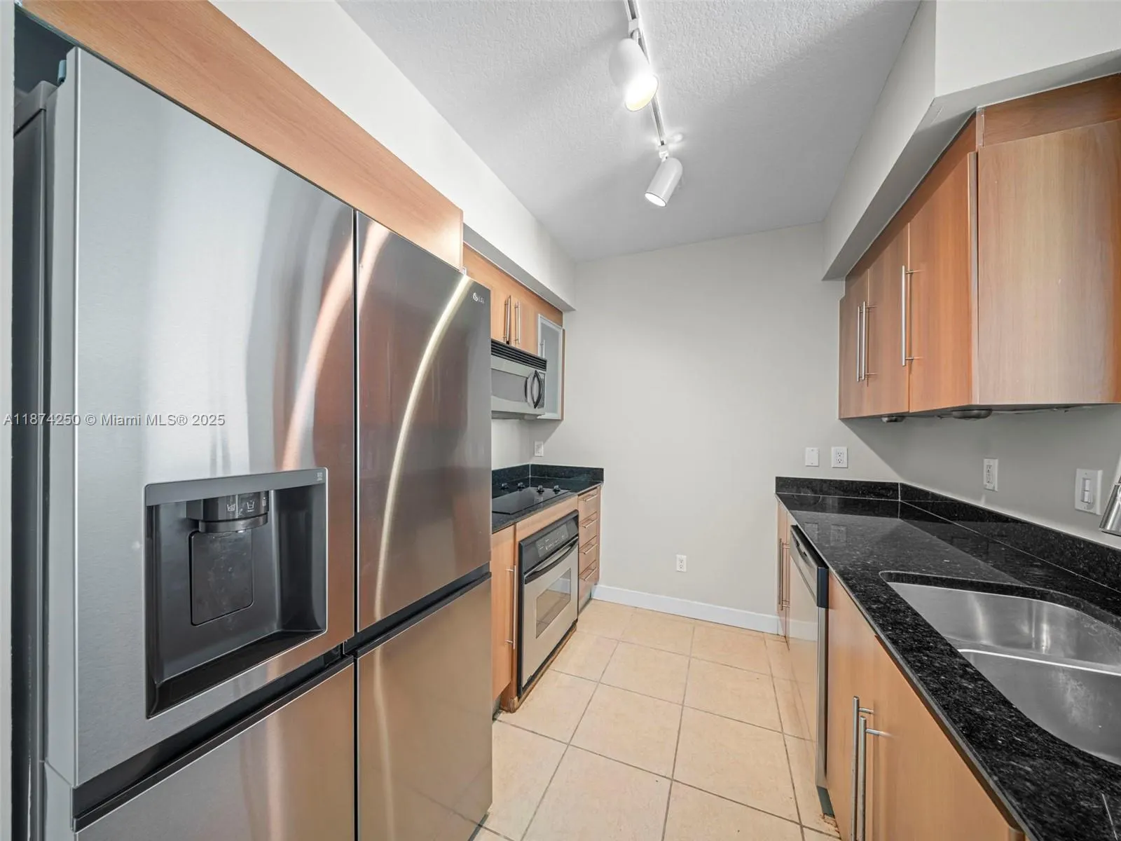 335 S Biscayne Blvd, #2704