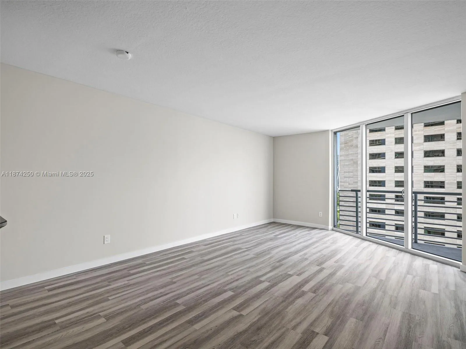 335 S Biscayne Blvd, #2704
