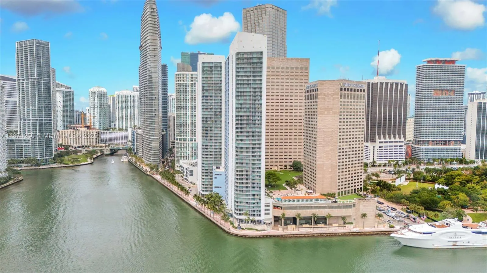 335 S Biscayne Blvd, #2704