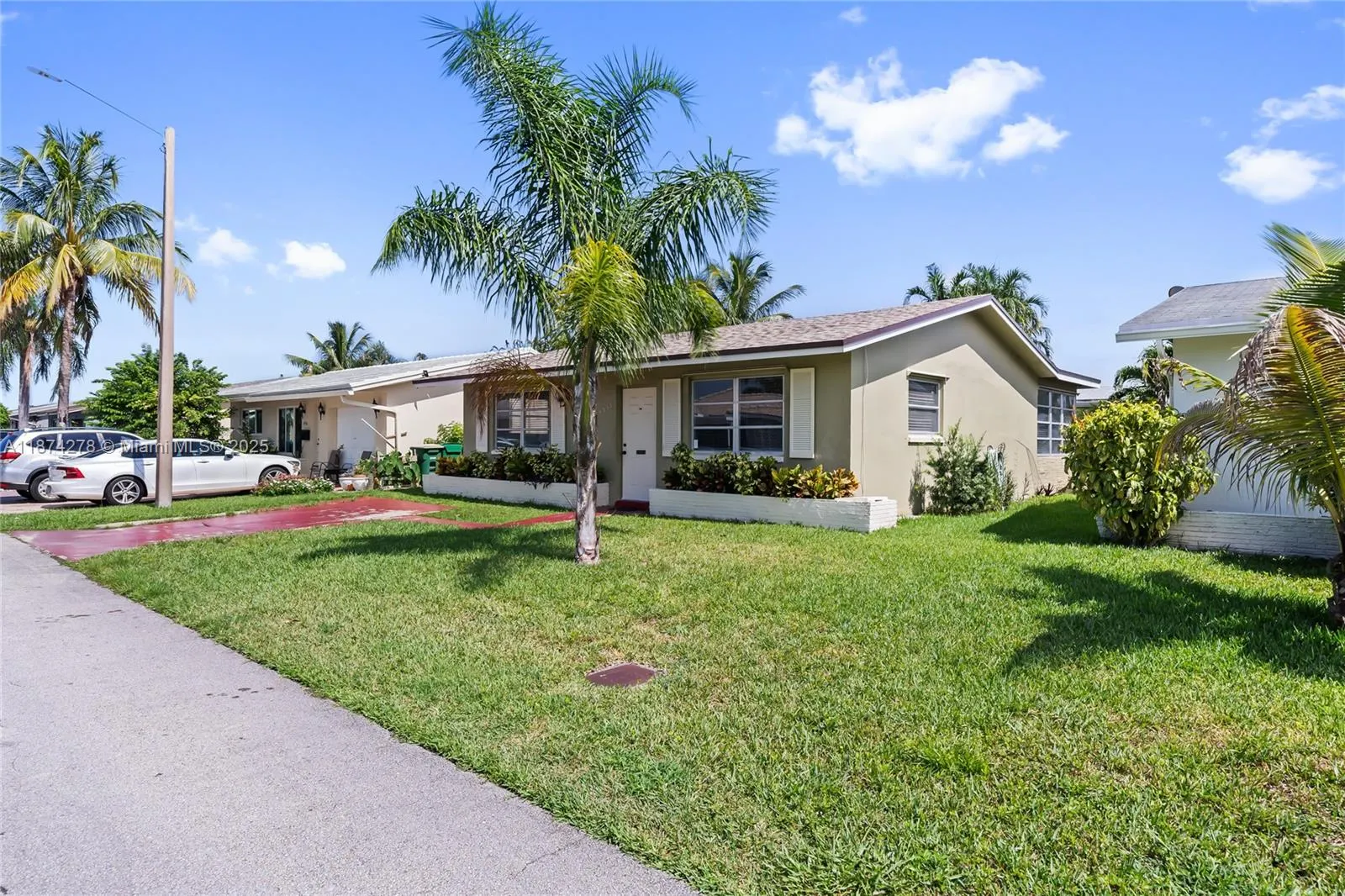 4938 NW 54th Ct