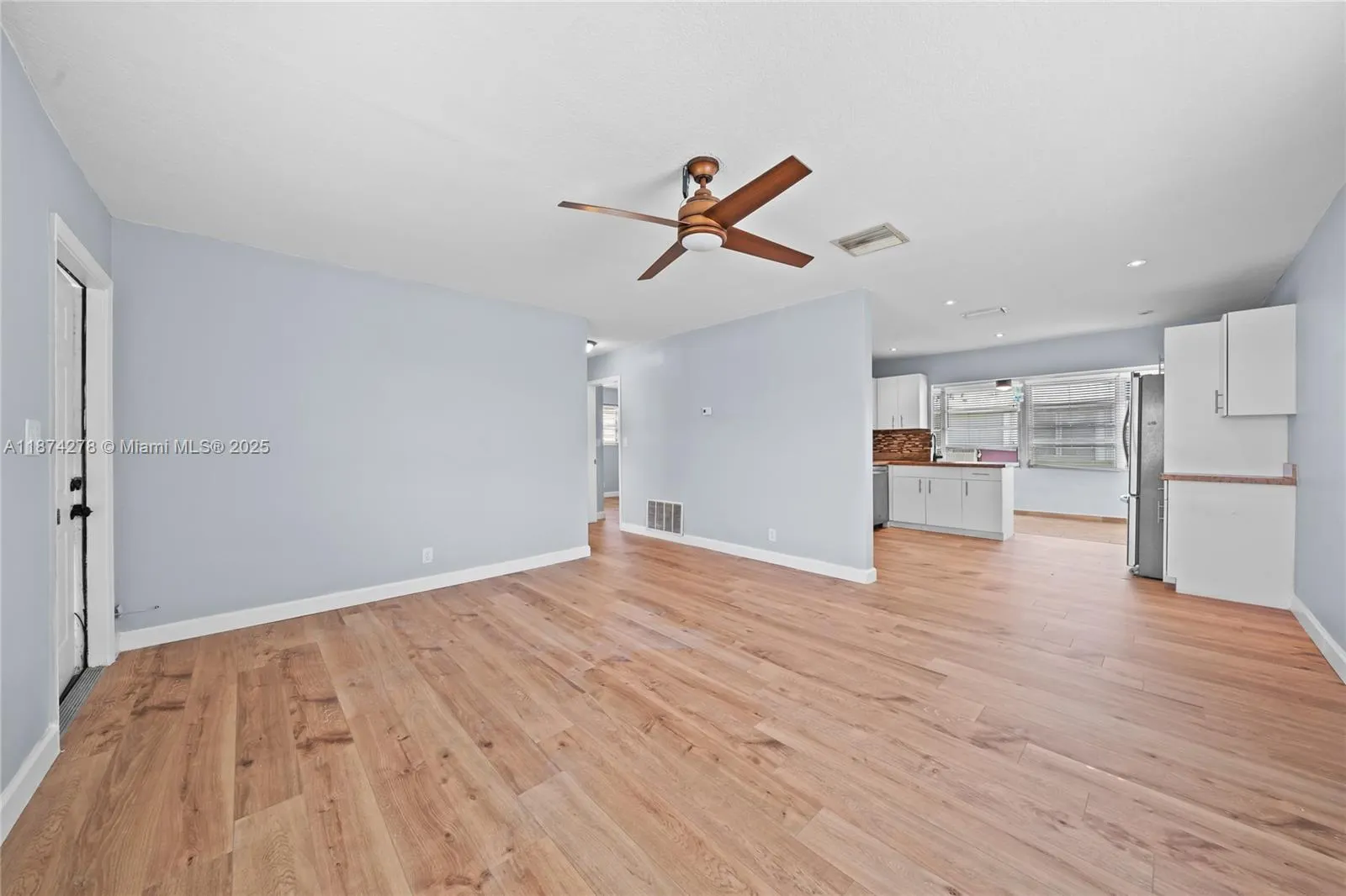 4938 NW 54th Ct
