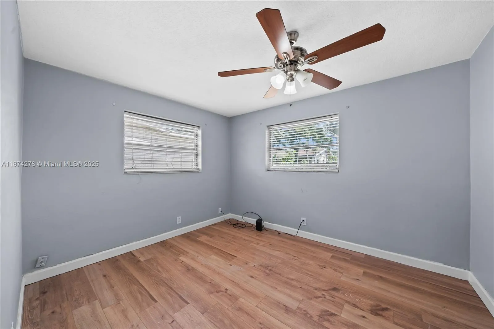 4938 NW 54th Ct