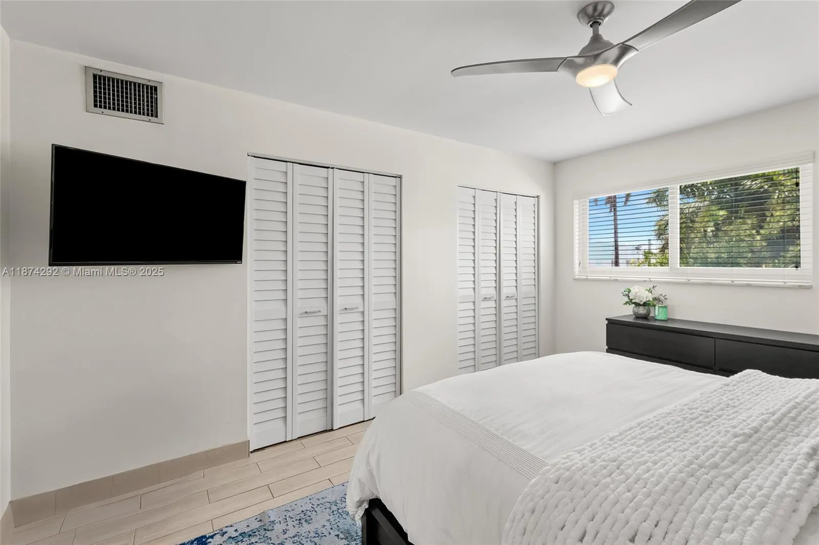 1519 Drexel Ave, #402