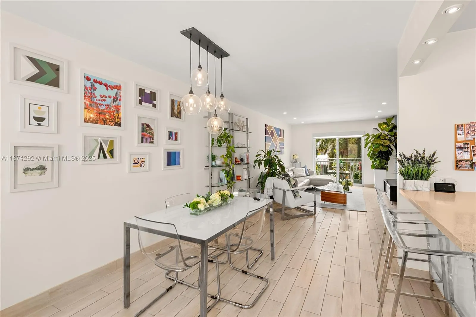 1519 Drexel Ave, #402