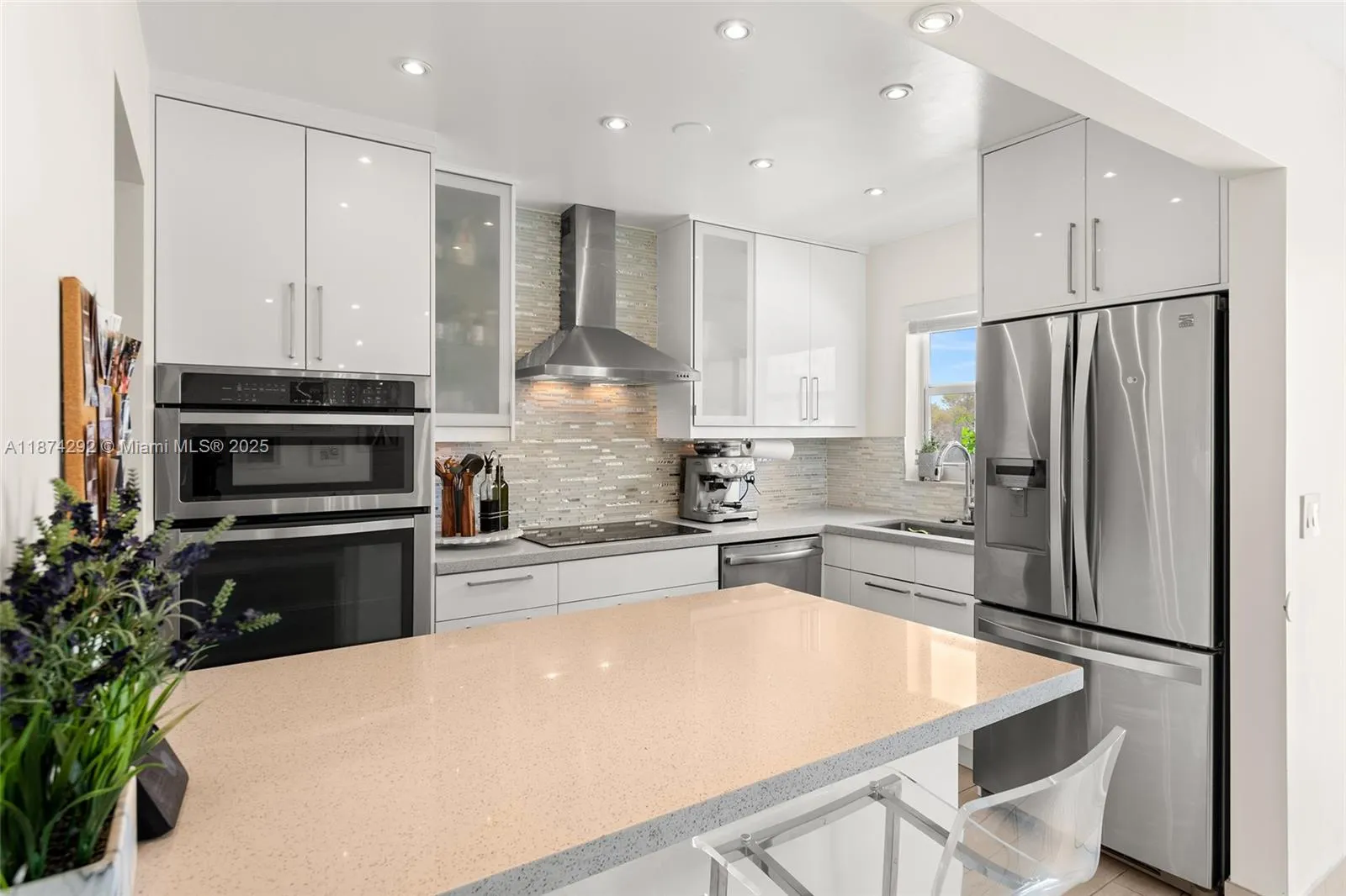 1519 Drexel Ave, #402