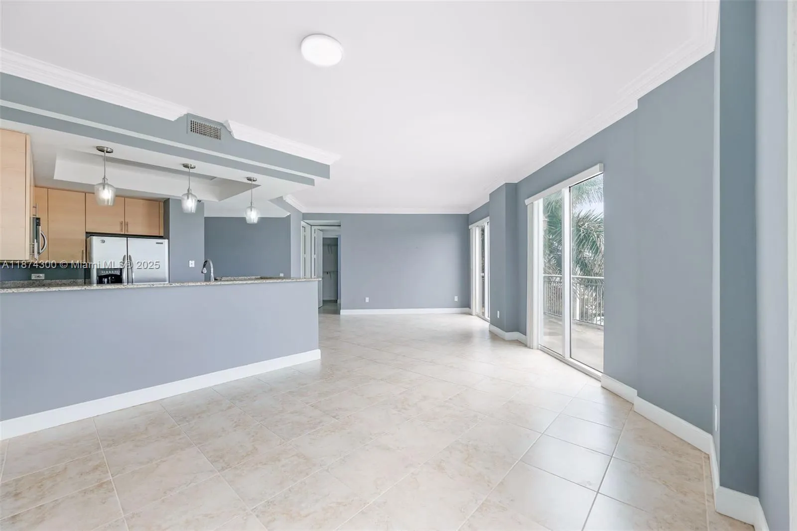 2631 NE 14th Ave, #309