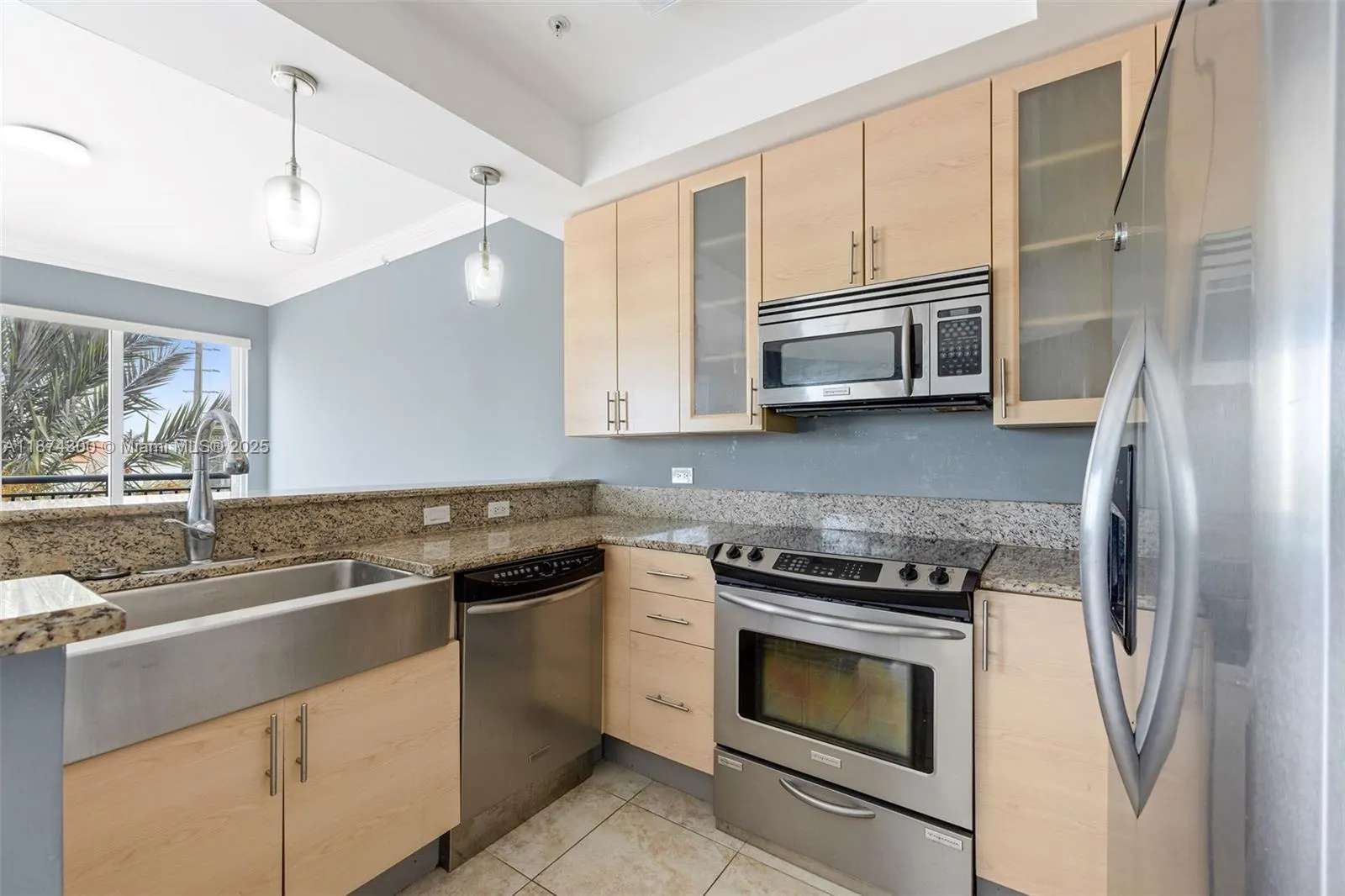 2631 NE 14th Ave, #309