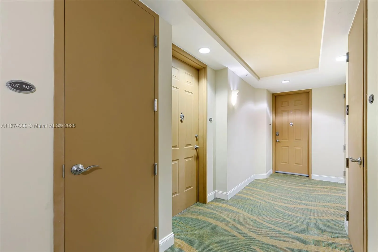 2631 NE 14th Ave, #309