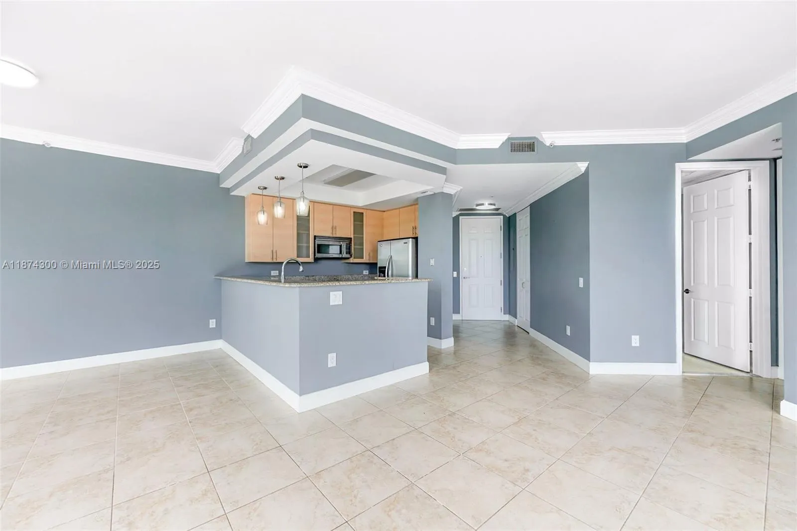 2631 NE 14th Ave, #309