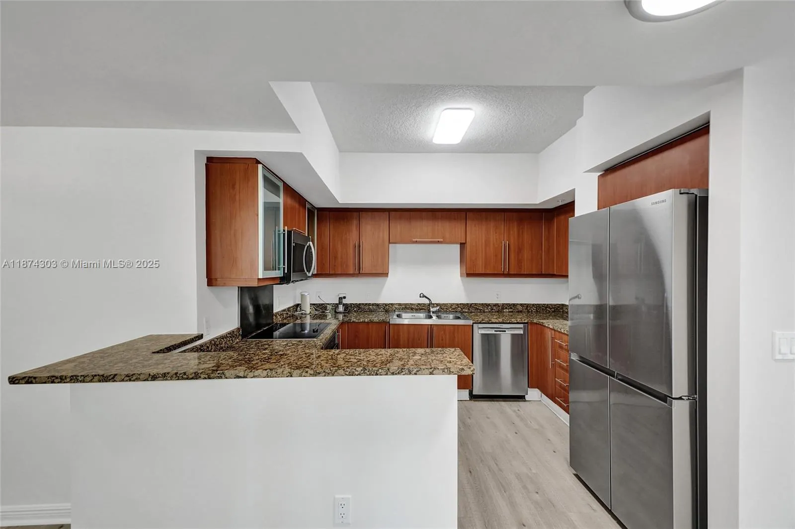 888 S Douglas Rd, #304