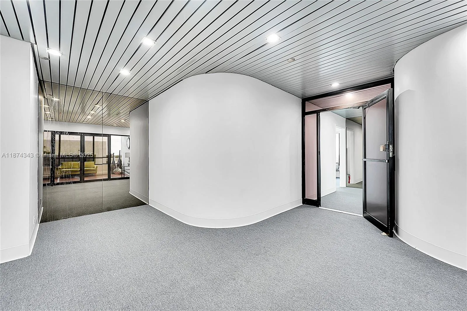 2328 10th Ave N, #600