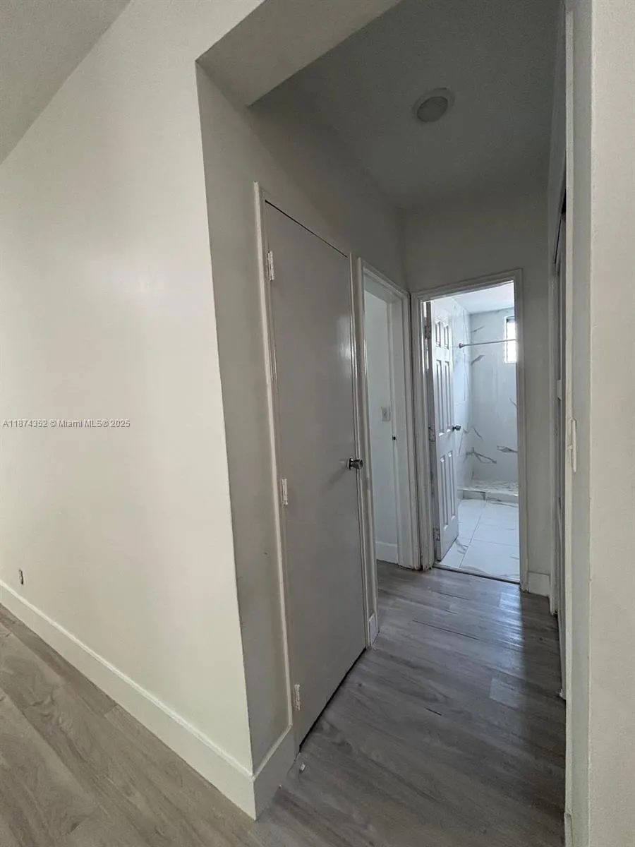 2025 Bay Dr, #3