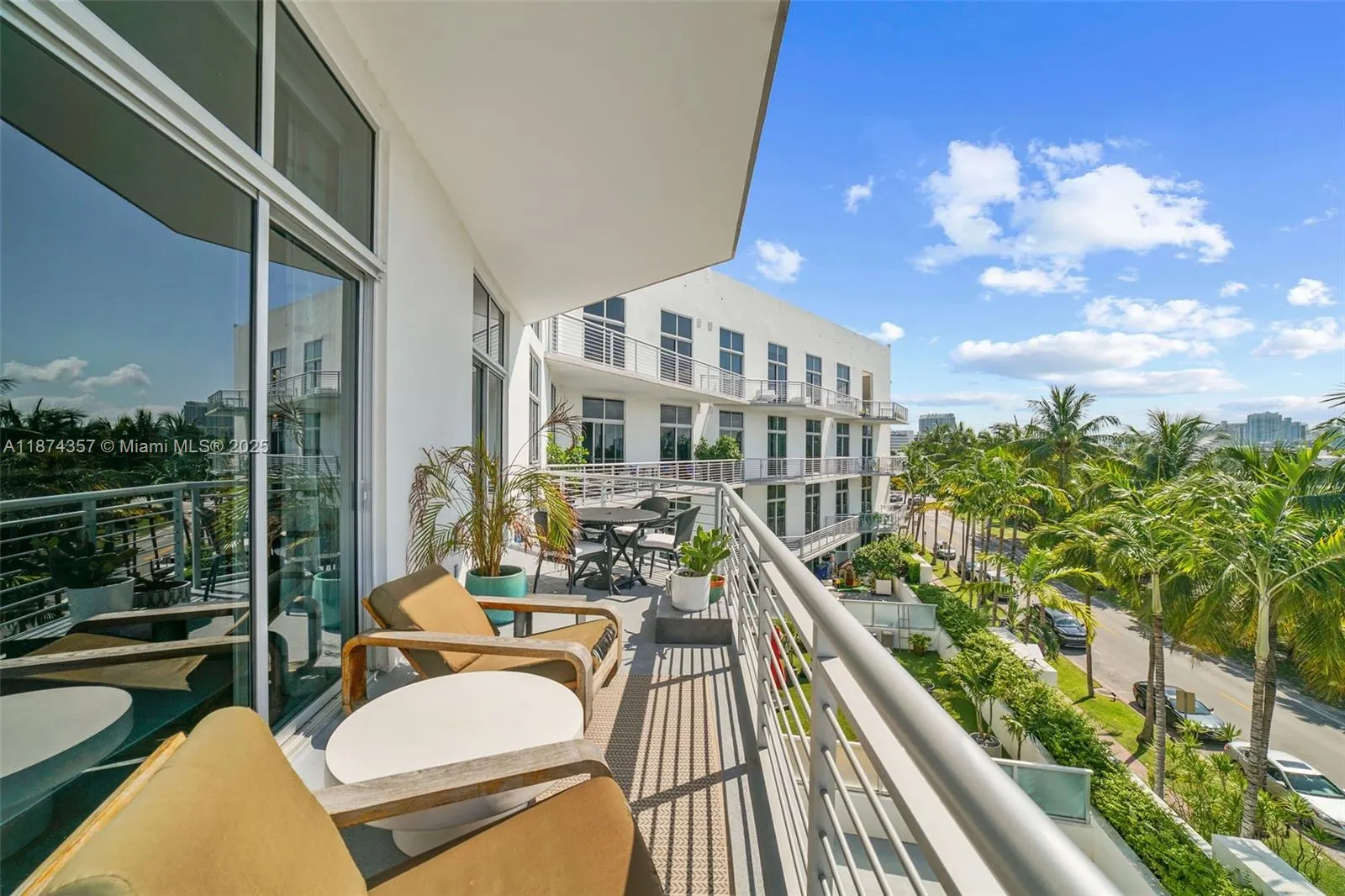 2001 Meridian Av, #509