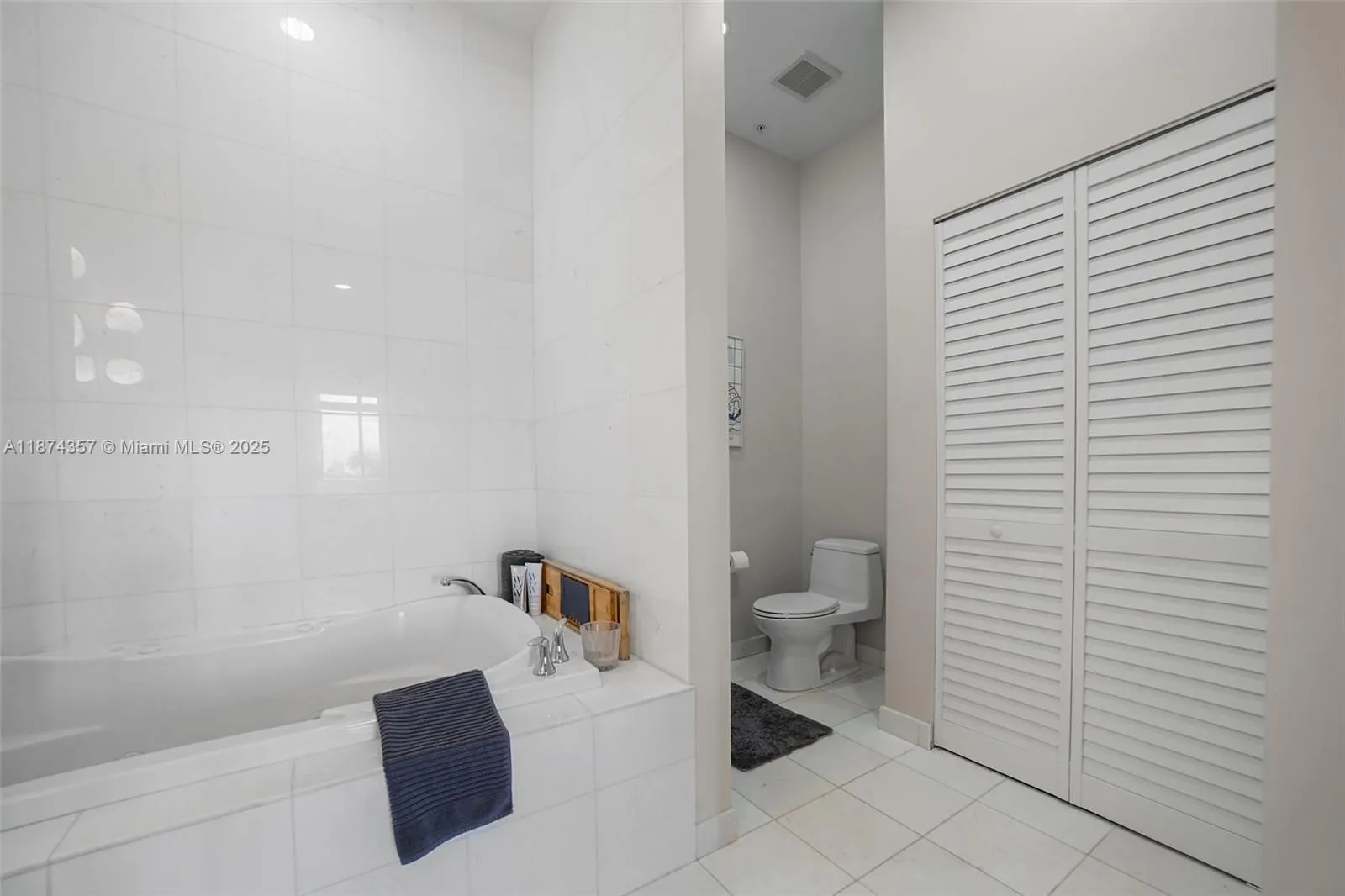2001 Meridian Av, #509