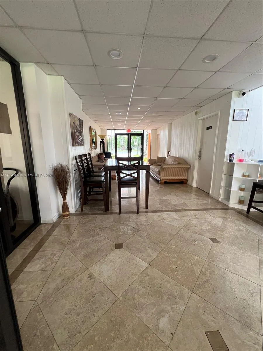 9300 Fontainebleau Blvd, #E101