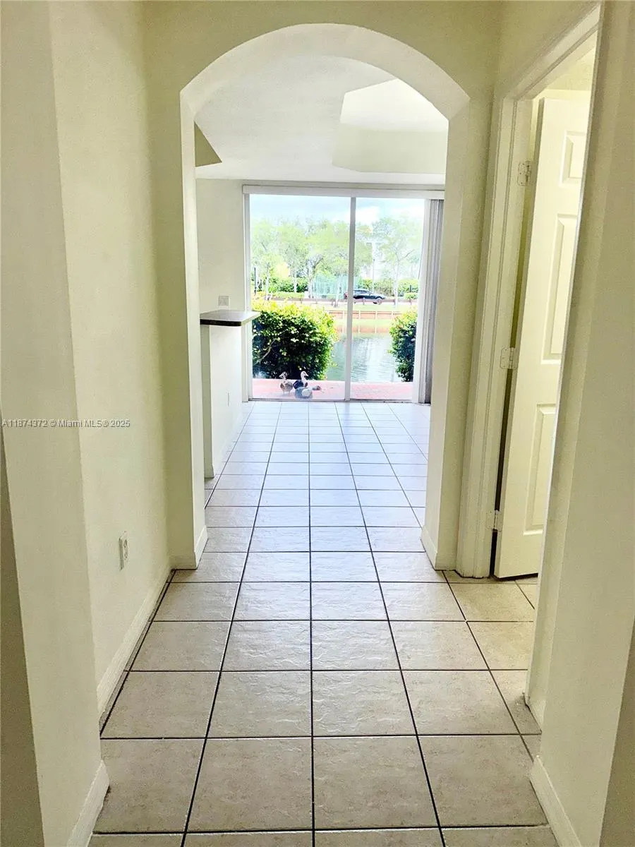 2161 Anchor Ct, #2002